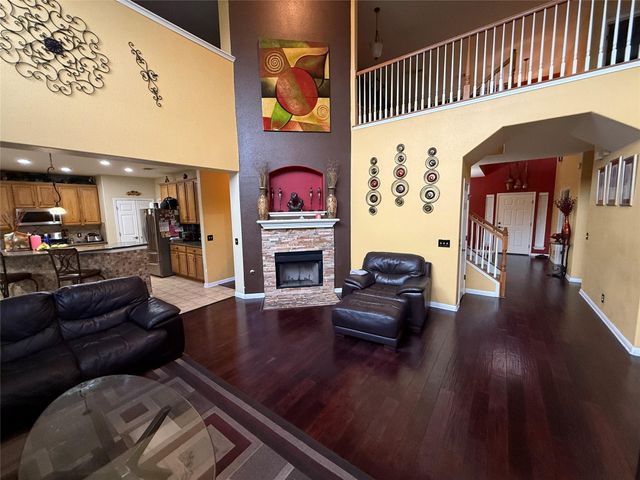 613 Windsor Castle DR, Pflugerville, TX 78660