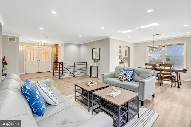 4310 BRAEBURN DR, Fairfax, VA 22032