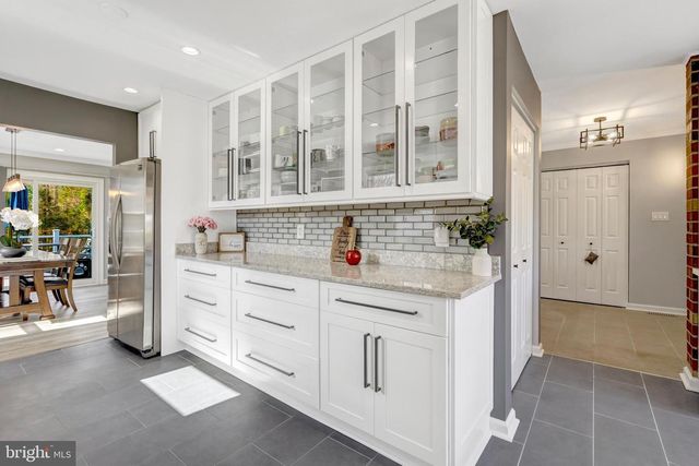 4310 BRAEBURN DR, Fairfax, VA 22032