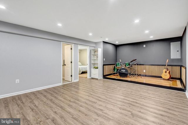 4310 BRAEBURN DR, Fairfax, VA 22032