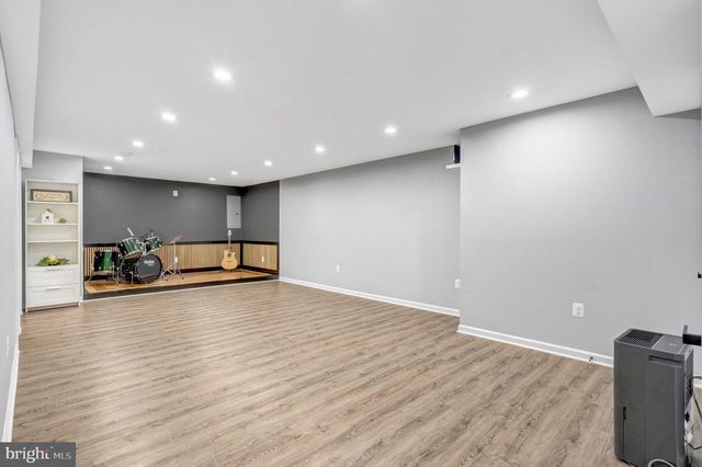 4310 BRAEBURN DR, Fairfax, VA 22032