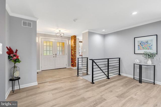 4310 BRAEBURN DR, Fairfax, VA 22032