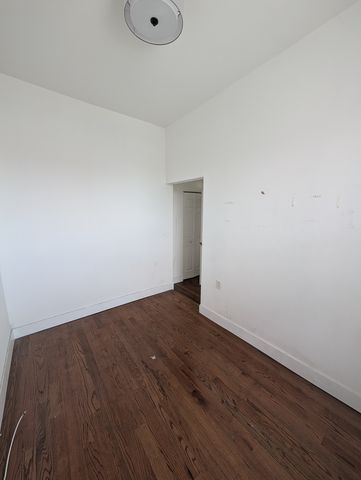 1362 N Bosworth Avenue 2A, Chicago, IL 60642