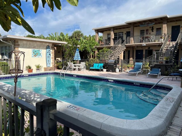 311 Inlet Way 10, Palm Beach Shores, FL 33404