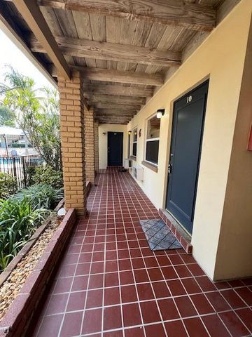 311 Inlet Way 10, Palm Beach Shores, FL 33404