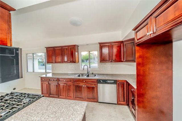 565 E Benbow Street, Covina, CA 91722