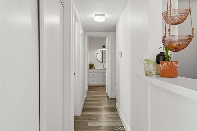 18620 Hatteras Street 157, Tarzana, CA 91356