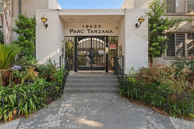 18620 Hatteras Street 157, Tarzana, CA 91356