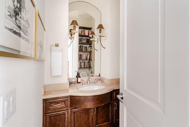 6515 Minola Street, Houston, TX 77007