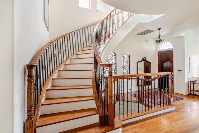 6515 Minola Street, Houston, TX 77007