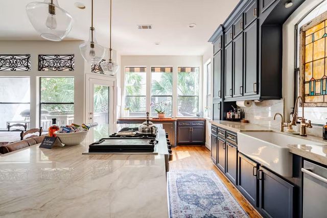 6515 Minola Street, Houston, TX 77007