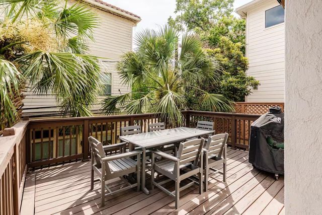6515 Minola Street, Houston, TX 77007