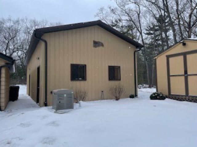 1069 S Fifth Street, Au Gres, MI 48703