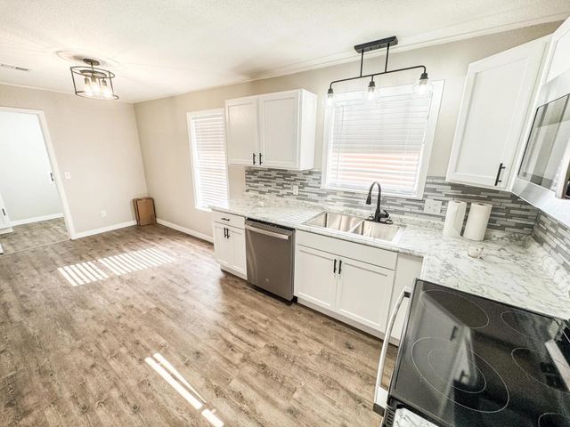 405 S Foster, Linden, TX 75563