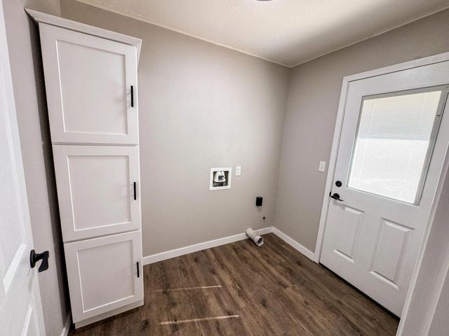 405 S Foster, Linden, TX 75563