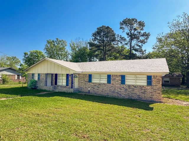 405 S Foster, Linden, TX 75563