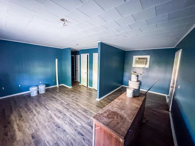 405 S Foster, Linden, TX 75563