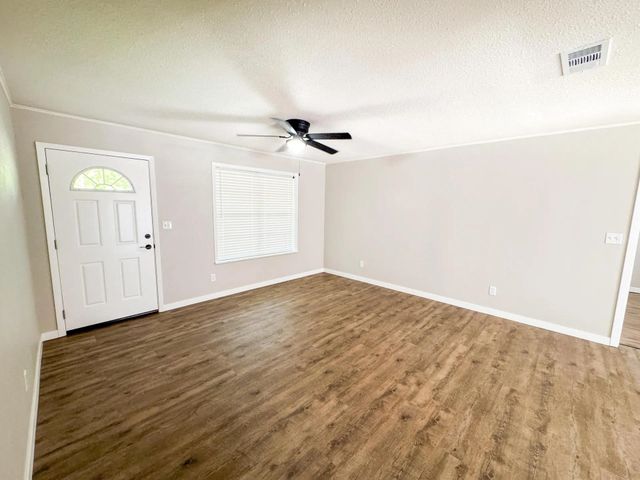 405 S Foster, Linden, TX 75563