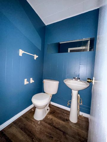 405 S Foster, Linden, TX 75563