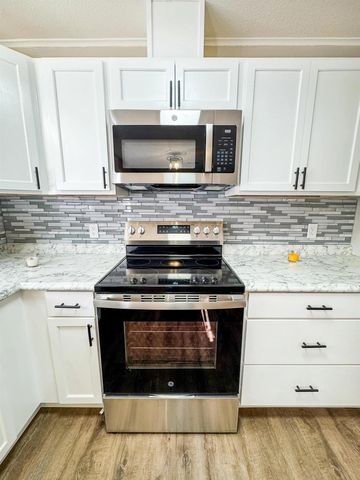 405 S Foster, Linden, TX 75563