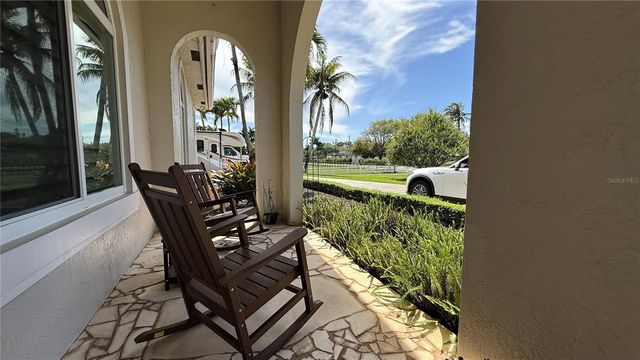 4810 SW 198 TERRACE, Southwest Ranches, FL 33332