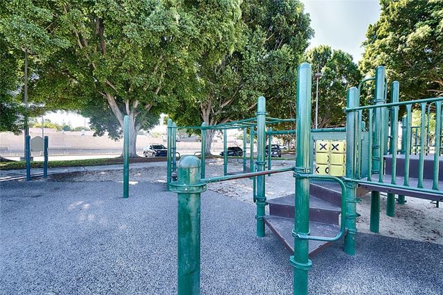 428 Broadway, Brea, CA 92821
