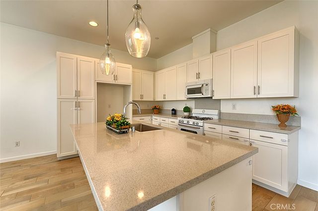 428 Broadway, Brea, CA 92821