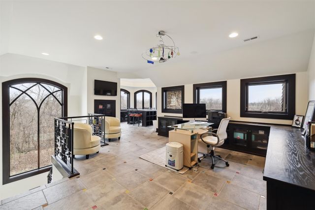 13286 NE 56th Street, Elkhart, IA 50073