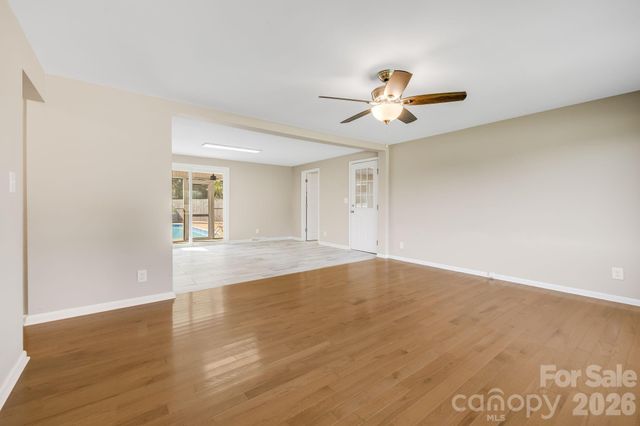 409 Oak Street Extension 40, Forest City, NC 28043