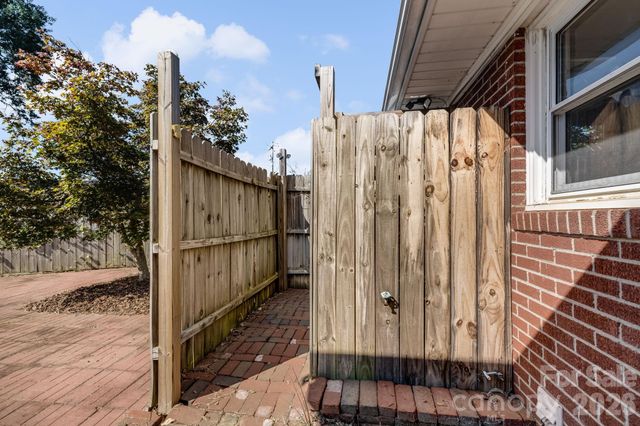 409 Oak Street Extension 40, Forest City, NC 28043