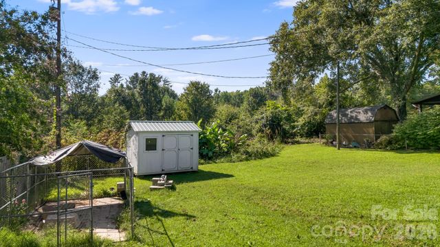 409 Oak Street Extension 40, Forest City, NC 28043