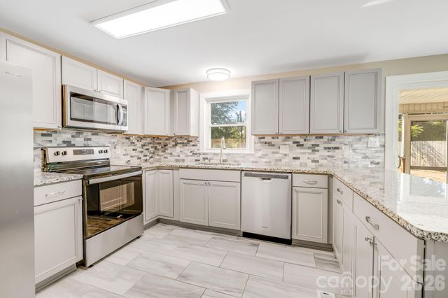 409 Oak Street Extension 40, Forest City, NC 28043