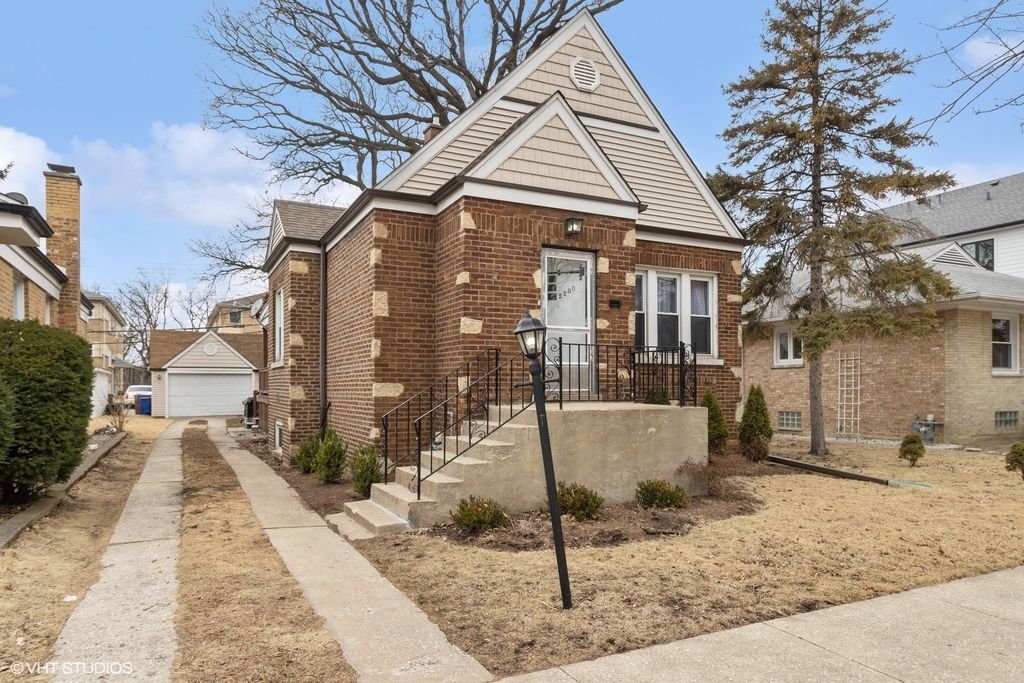 2230 Keystone Avenue, North Riverside, IL 60546