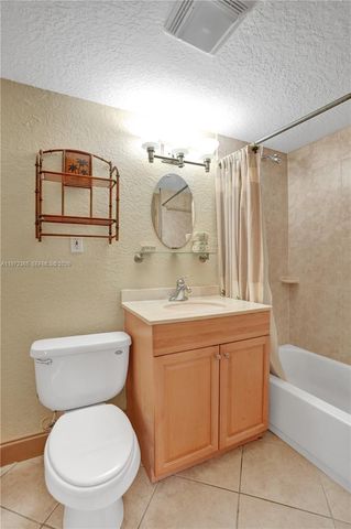 744 NE 14th Ave 1, Fort Lauderdale, FL 33304