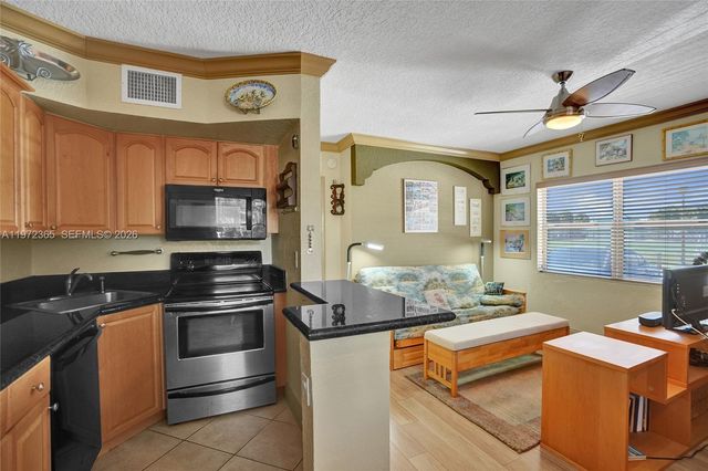 744 NE 14th Ave 1, Fort Lauderdale, FL 33304