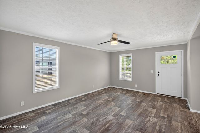 1021 Pine Ridge Court, Castle Hayne, NC 28429