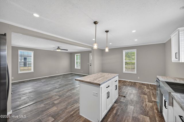 1021 Pine Ridge Court, Castle Hayne, NC 28429
