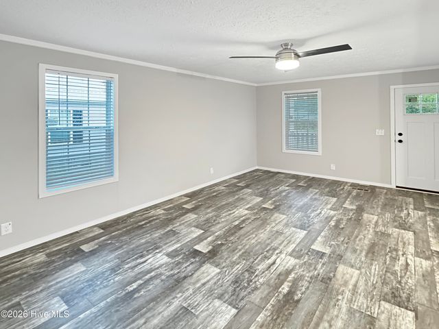 1021 Pine Ridge Court, Castle Hayne, NC 28429