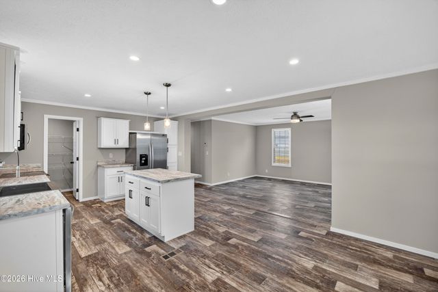 1021 Pine Ridge Court, Castle Hayne, NC 28429