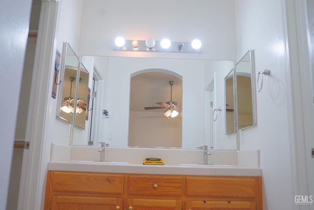9600 Lanneau Court, Bakersfield, CA 93311
