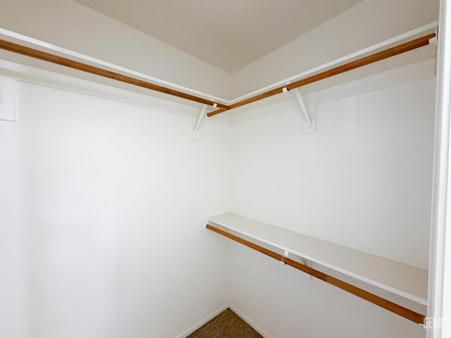 9600 Lanneau Court, Bakersfield, CA 93311