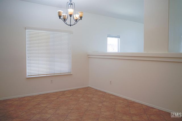 9600 Lanneau Court, Bakersfield, CA 93311