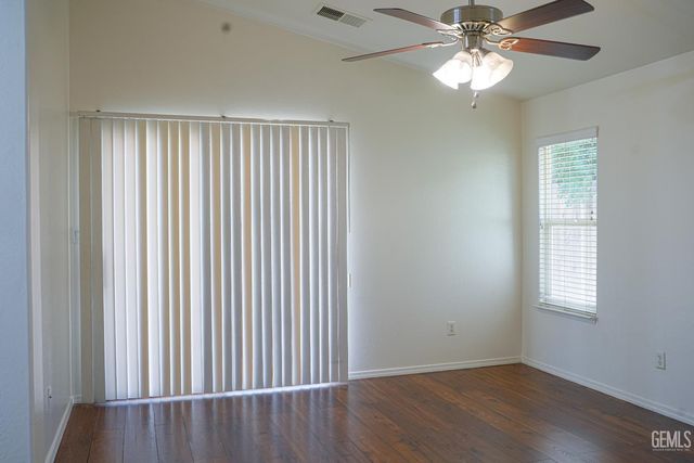 9600 Lanneau Court, Bakersfield, CA 93311