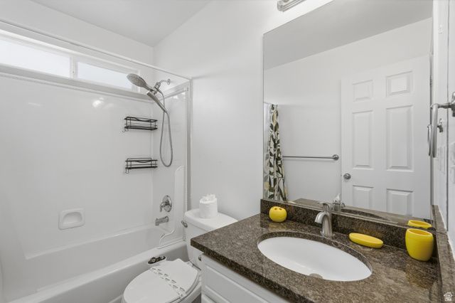 2439 W 1675 S, West Haven, UT 84401