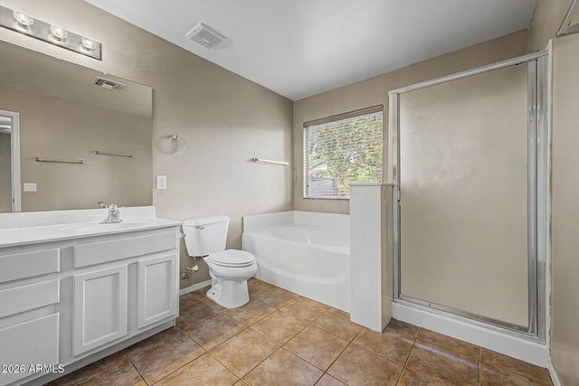 17 W DESERT VISTA Trail, San Tan Valley, AZ 85143