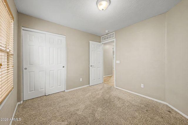 17 W DESERT VISTA Trail, San Tan Valley, AZ 85143