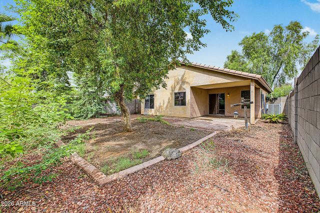 17 W DESERT VISTA Trail, San Tan Valley, AZ 85143