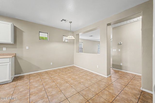 17 W DESERT VISTA Trail, San Tan Valley, AZ 85143