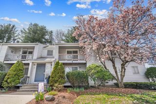 4 Ternbury Sq Unit D3, Nashua, NH 03060