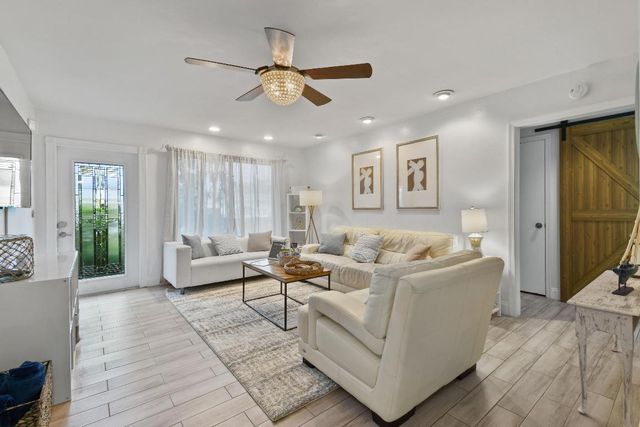 973 Laurel Road, North Palm Beach, FL 33408